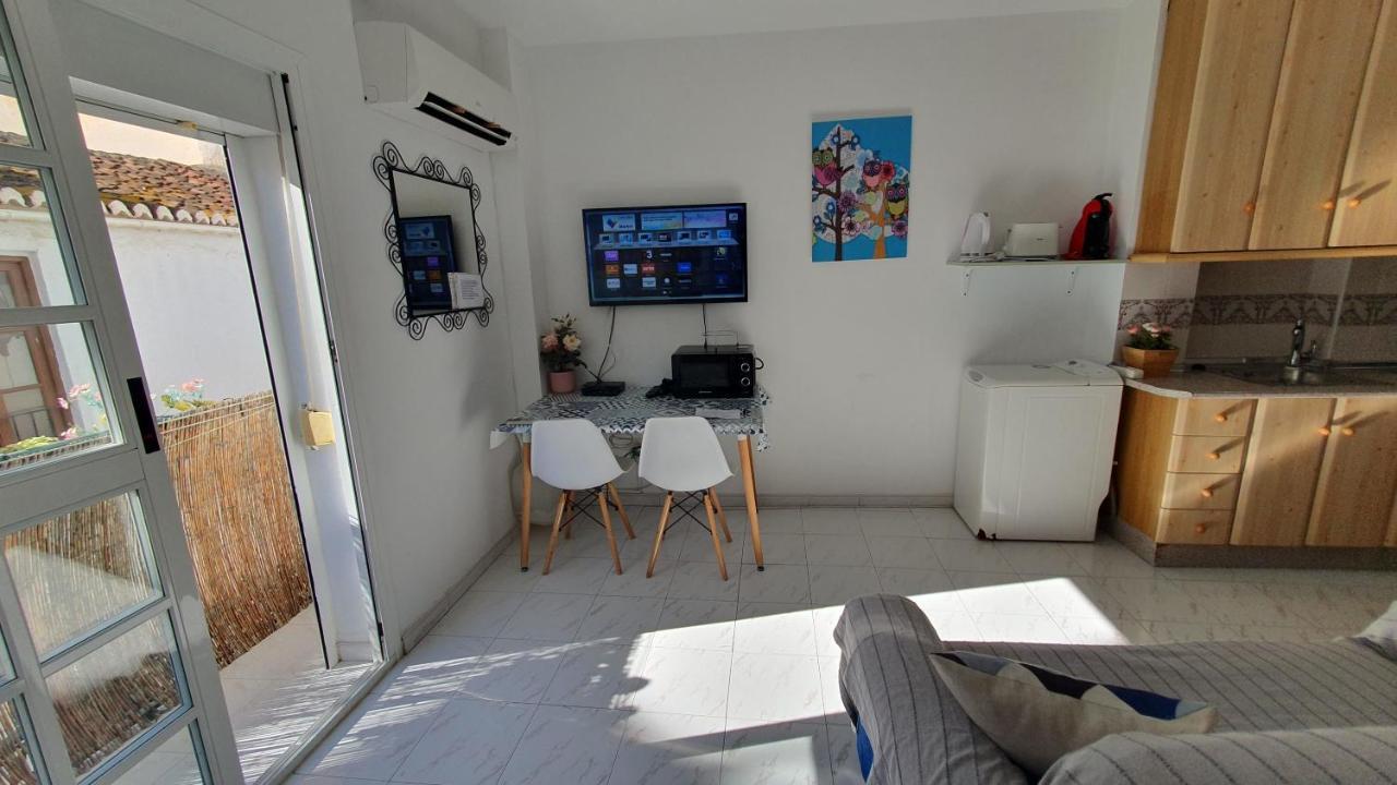 Apartamentos Eduardo Rico Nerja Bagian luar foto